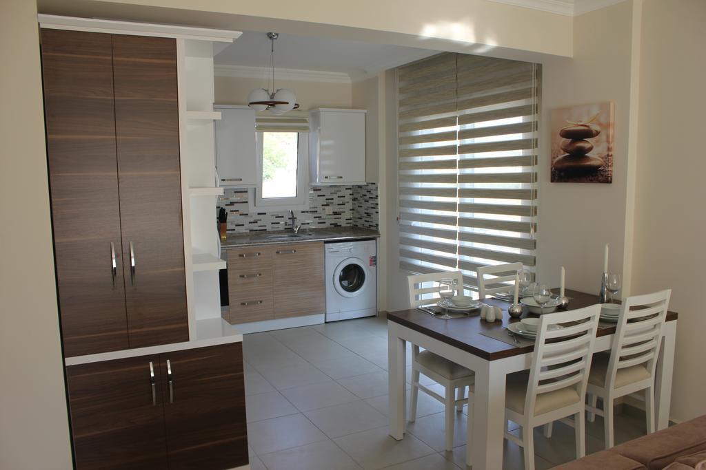 Koerfez Garden Apartments Fethiye Rum bild